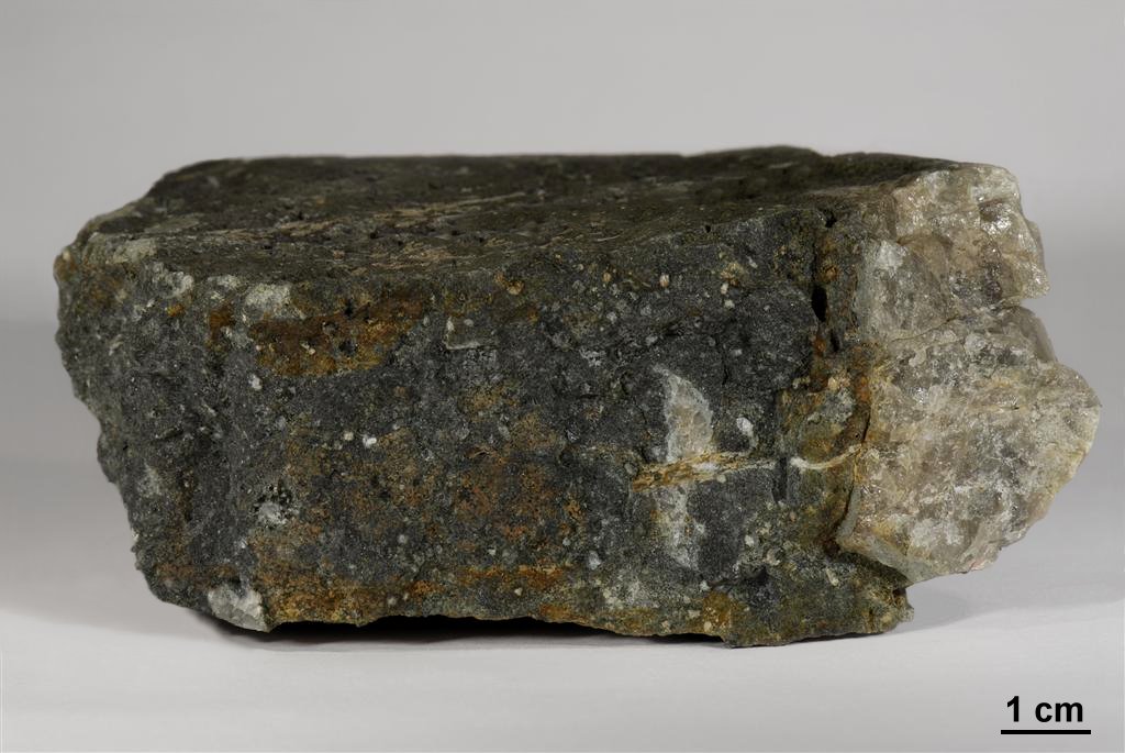 alkalischer Basalt