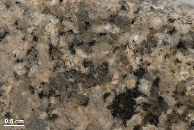 Granit von Östergötland, Schliff